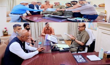 .भा.पत्रकार सुरक्षा समिति ने  दिल्ली में कांग्रेस राष्ट्रीय महासचिव तारिक अनवर से पत्रकार सुरक्षा कानून के लिए समर्थन मांगा।