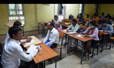 कलेेक्टर ने किया रोजगार सह कौशल मेला का किया निरीक्षण   अभ्यर्थियों से की चर्चा