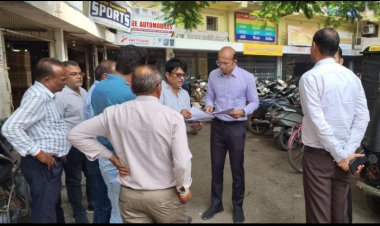 कलेक्टर डाॅ. भुरे ने कई विकास कार्यों के लिए किया स्थल निरीक्षण