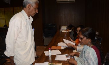 प्राप्त हुए लगभग 102 आवेदन, अनेक आवेदनों का किया गया त्वरित निराकरण