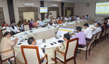 केन्द्र सरकार की योजनाओं का लाभ जमीनी स्तर पर दिलाएं