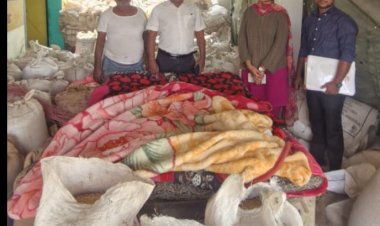 कलेक्टर के निर्देश पर अवैध धान बिक्री एवं भंडारण पर कार्रवाई   19 प्रकरणों में 442 क्विंटल धान किया गया जब्त