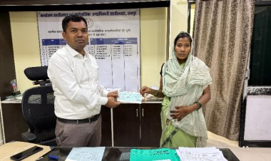 सुशासन तिहार का असरः आवेदनों पर कार्रवाई शुरू   आग लगने से उजड़ गया था आशियाना, सुशासन तिहार ने संवारा