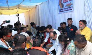 उप मुख्यमंत्री श्री अरुण साव ने बाबाघाट धाम में किया रुद्राभिषेक