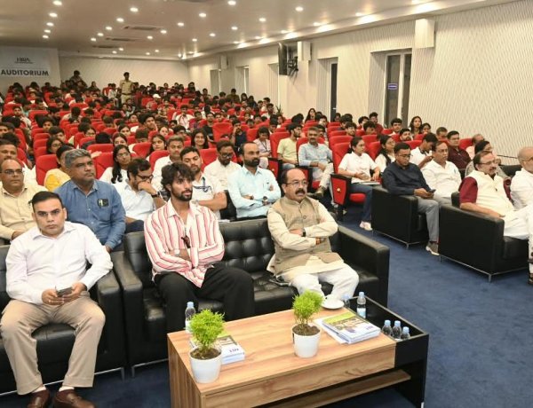 उप मुख्यमंत्री श्री अरुण साव ‘खेलो इंडिया संवाद’ कार्यक्रम में हुए शामिल