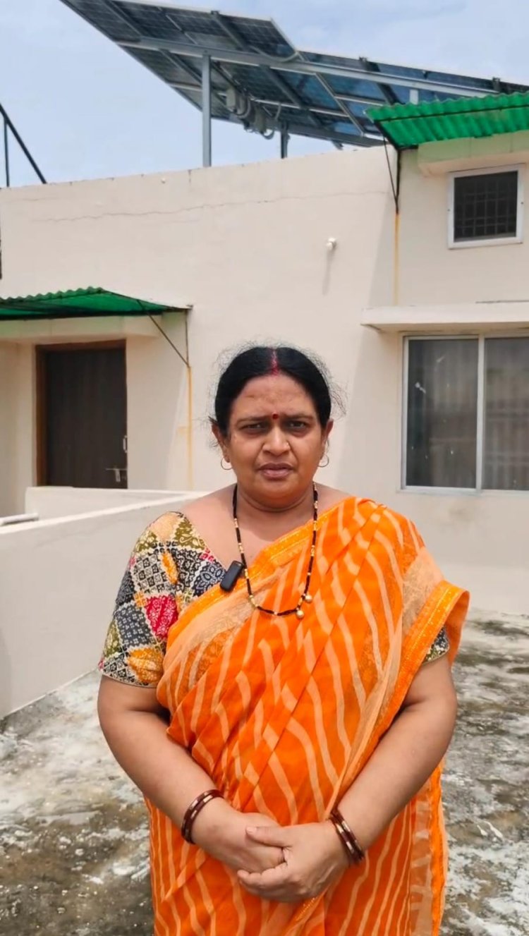 प्रधानमंत्री सूर्यघर योजना से अनिता शर्मा के घर फैली सौर ऊर्जा की रोशनी, बिजली बिल हुआ शून्य