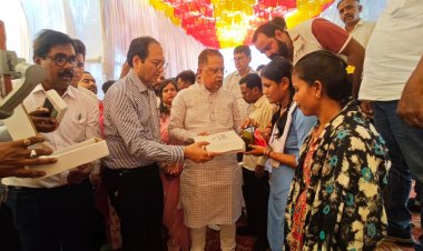 सेवा सेतु कार्यक्रम में 200 दिव्यांगजनों एवं वरिष्ठ नागरिकों को सहायक उपकरण वितरित