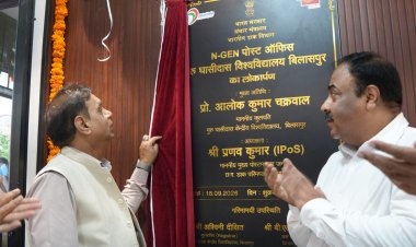चिट्ठियों की आत्मीयता से डिजिटल युग की दहलीज़ तक—डाक की नई उड़ान