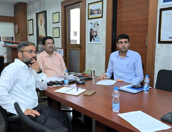 उप संचालक ने किया डिजिटल क्रॉप सर्वे का मौके पर सत्यापन  किसानों को फसल विविधीकरण के लिए किया प्रोत्साहित