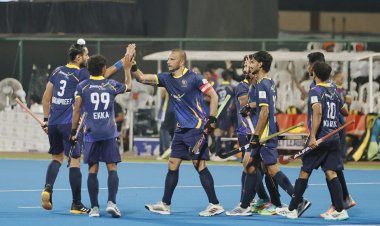 छत्तीसगढ़ हॉकी लीग का दूसरा दिन : मैनपाट टाइटन्स और बैलाडिला बुल्स के बीच मुकाबला 3-3 से ड्रॉ